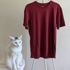 Uniqlo Red Maroon Unisex Shirt